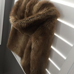 🐻Zara Faux Fur Jacket🐻